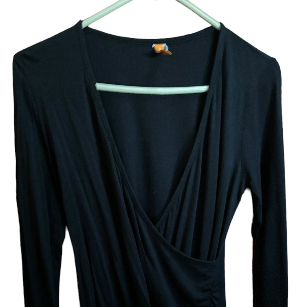 Lucy Black Wrap Ruched Athletic Yoga Top Long Sleeve Deep V Women’s Size M